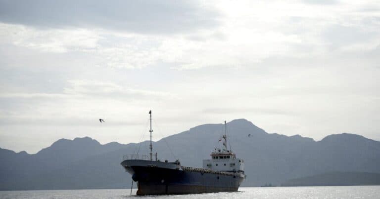 Ιράν: Πάγωμα ναυσιπλοΐας στο Ορμούζ για να σωθούν οι συνομιλίες με τις ΗΠΑ